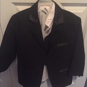 Joey Couture Boys Suit size: 7